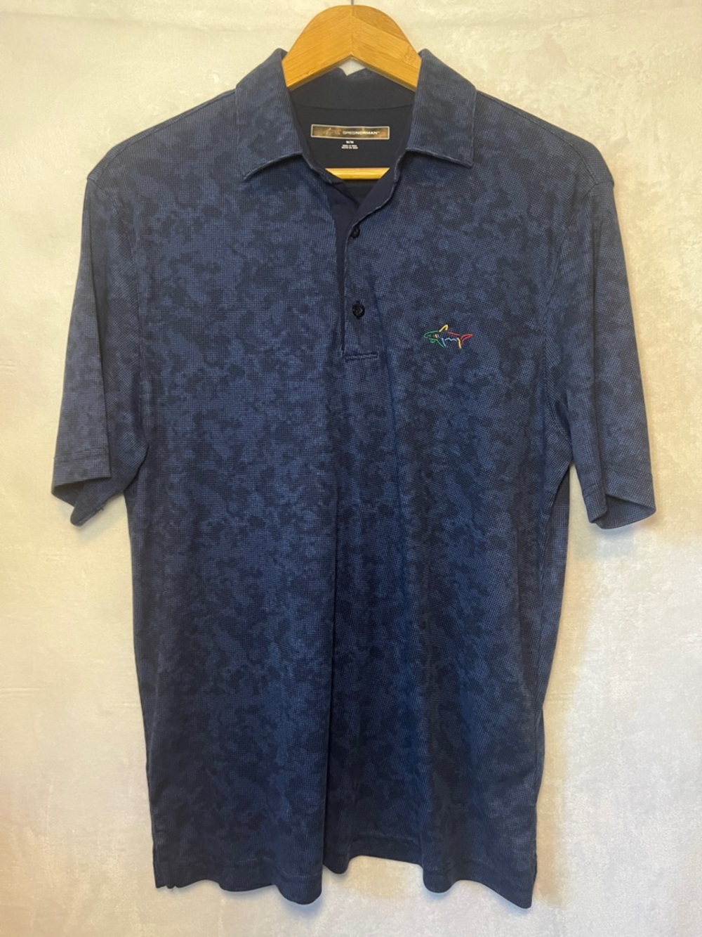 Greg Norman Men's Medium Blue Camo Polo Shirt Shark Pima Cotton Blend Golf